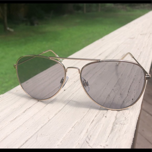 H&M Gold Sunglasses - Picture 2 of 5